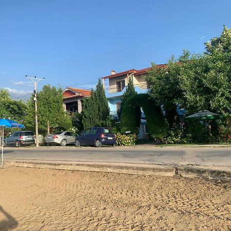 Vila Deni Tushemisht Kültér fotó