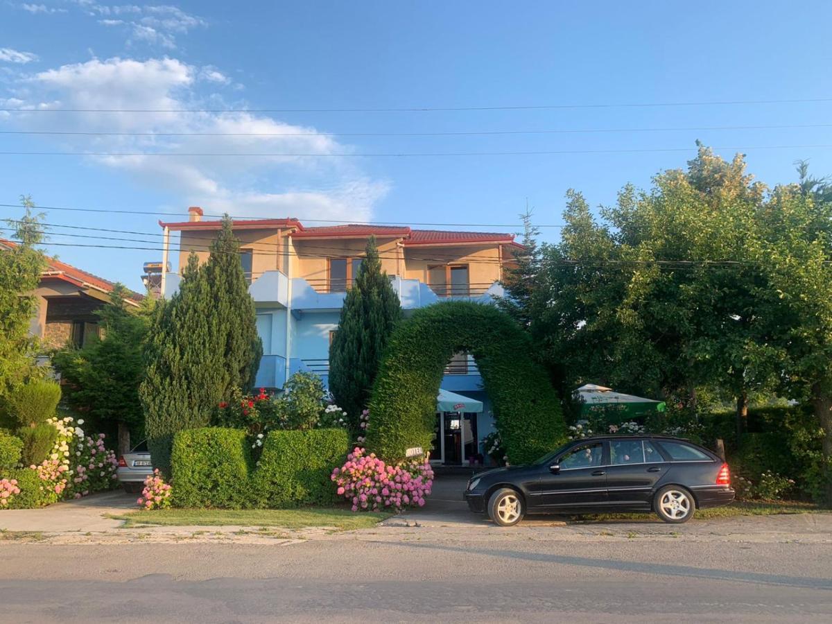 Vila Deni Tushemisht Kültér fotó